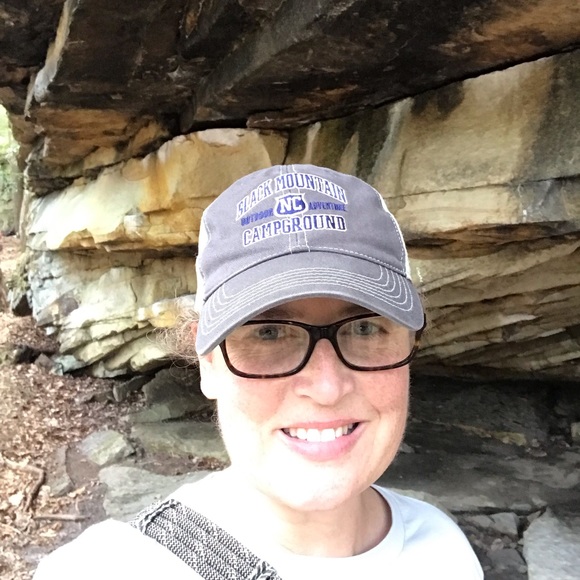 Meet your Posher, Sarah - Picture 5 of 5